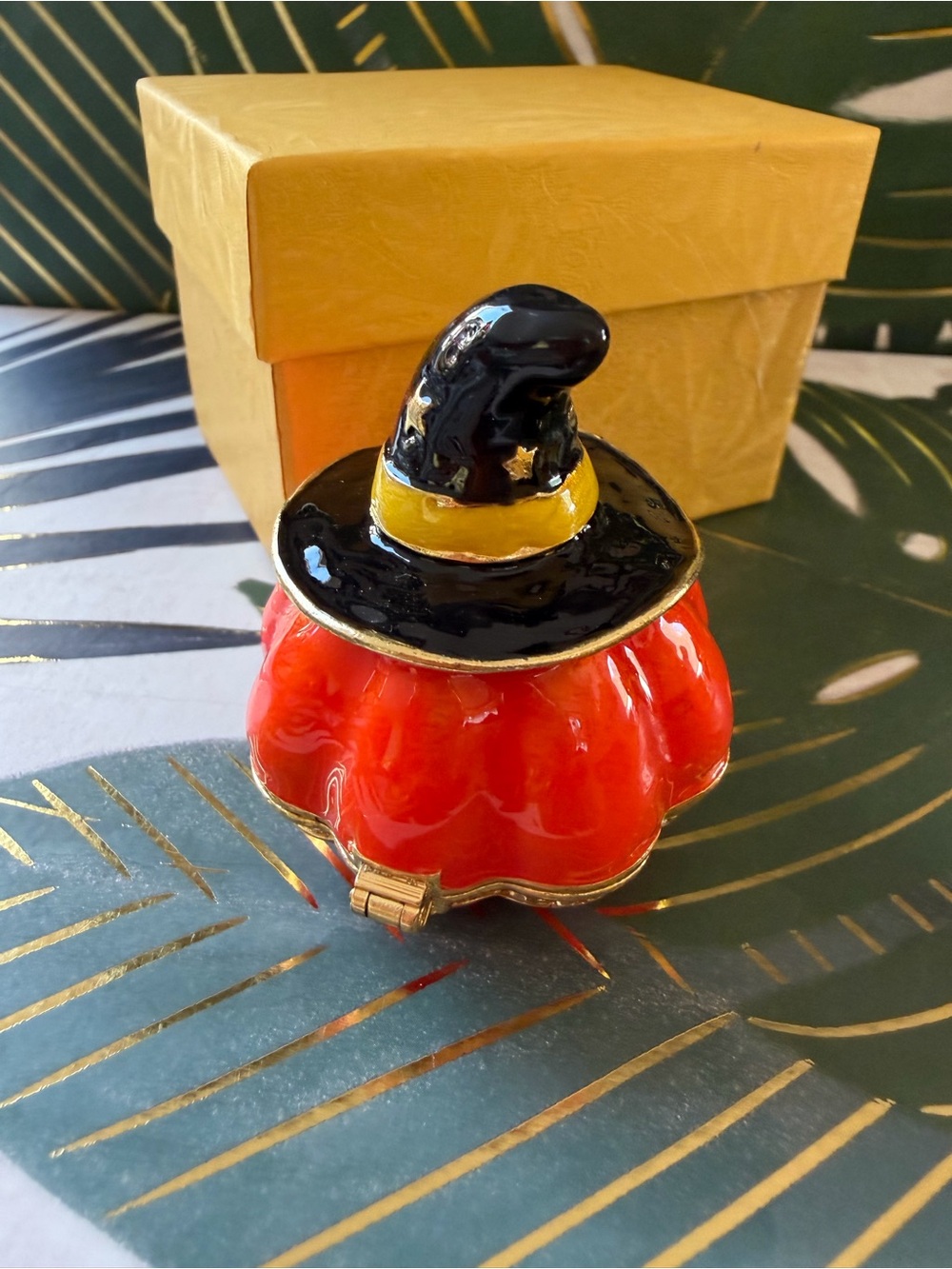 Halloween Jack O Lantern Pumpkin Witch Hat Enamel Trinket Box NIB - Picture 4 of 6
